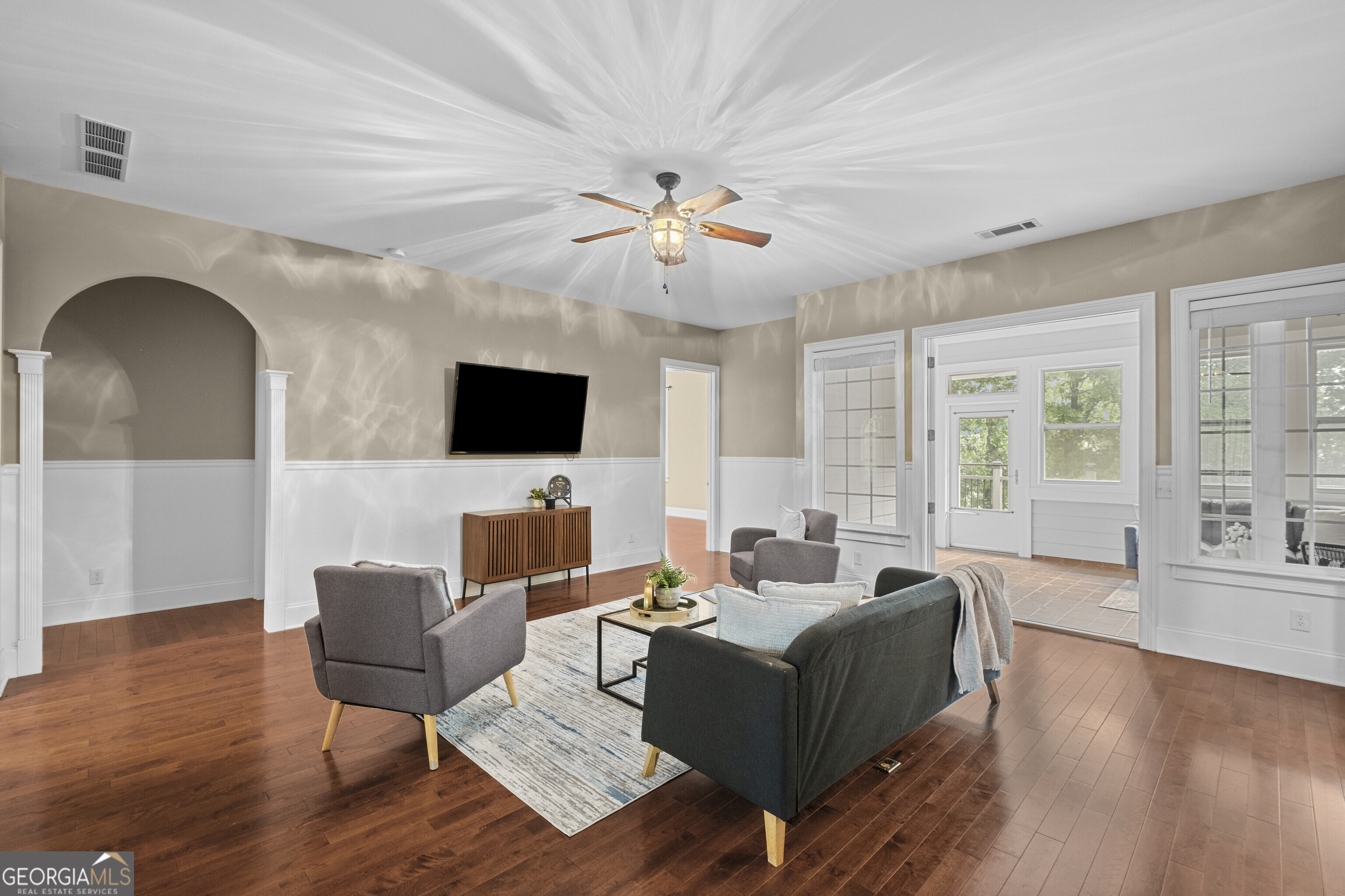 180 Cothran Road Property Photo 10