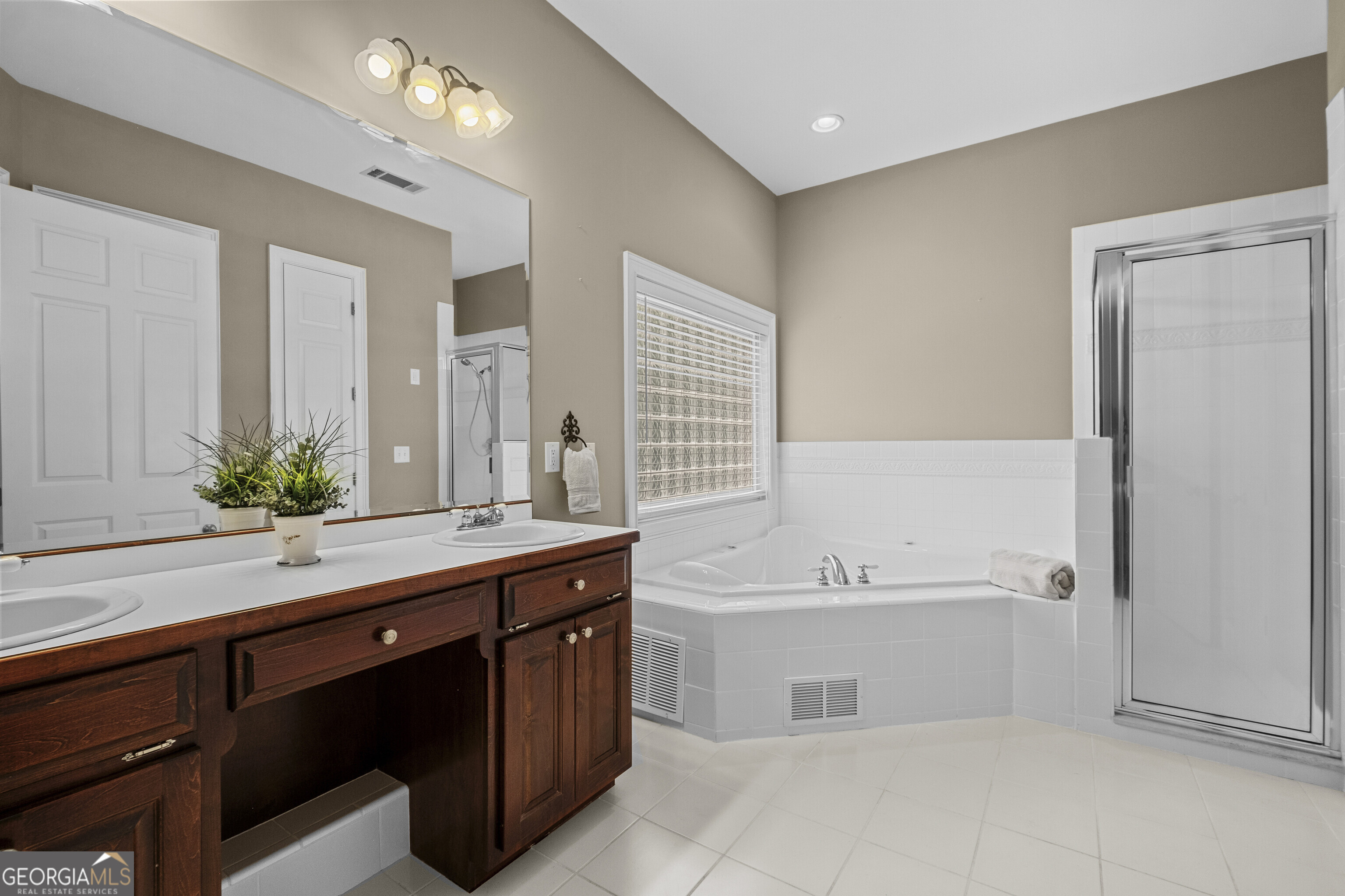 180 Cothran Road Property Photo 24