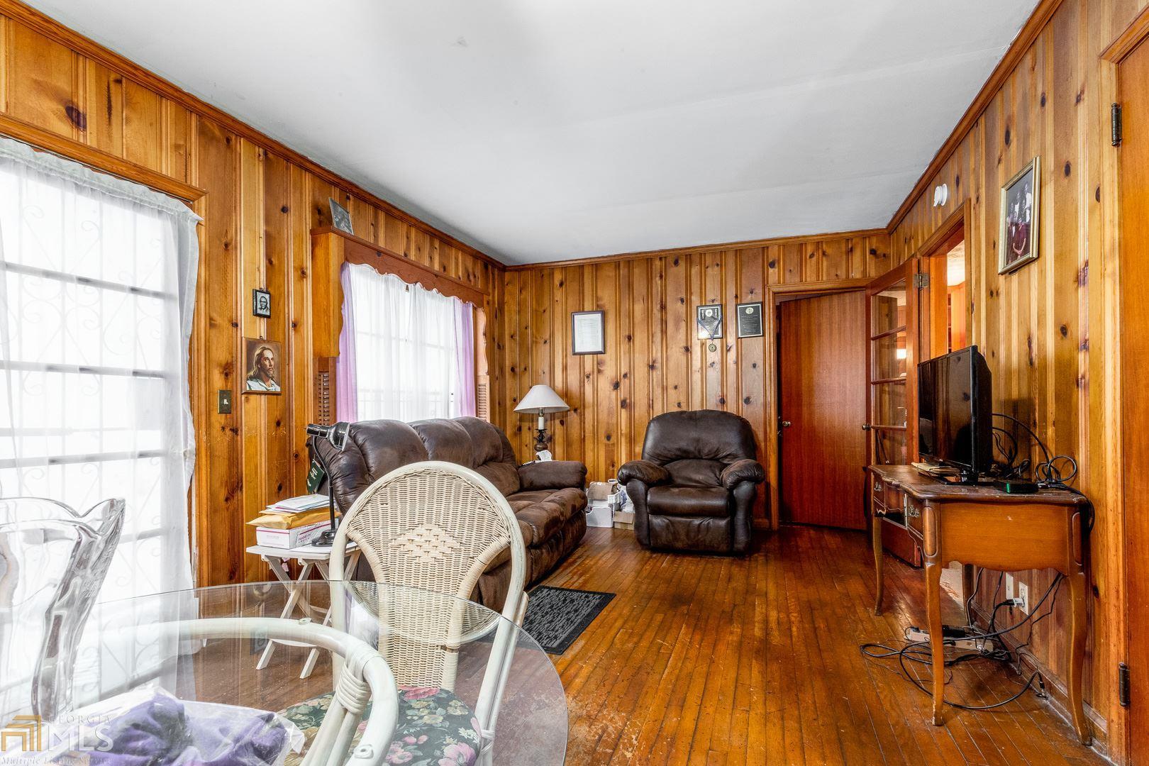 424 E Pharr Road Property Photo 11