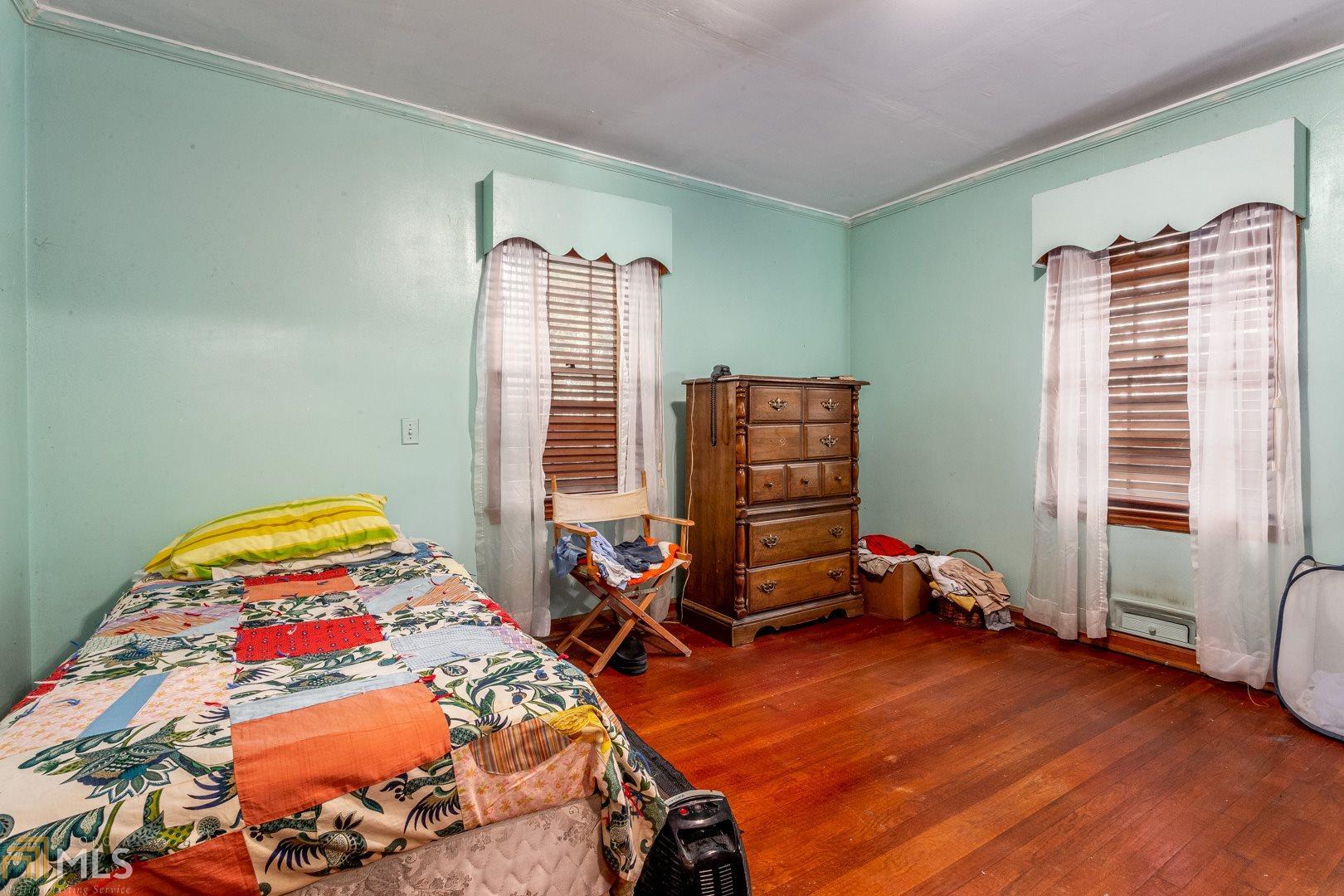 424 E Pharr Road Property Photo 15