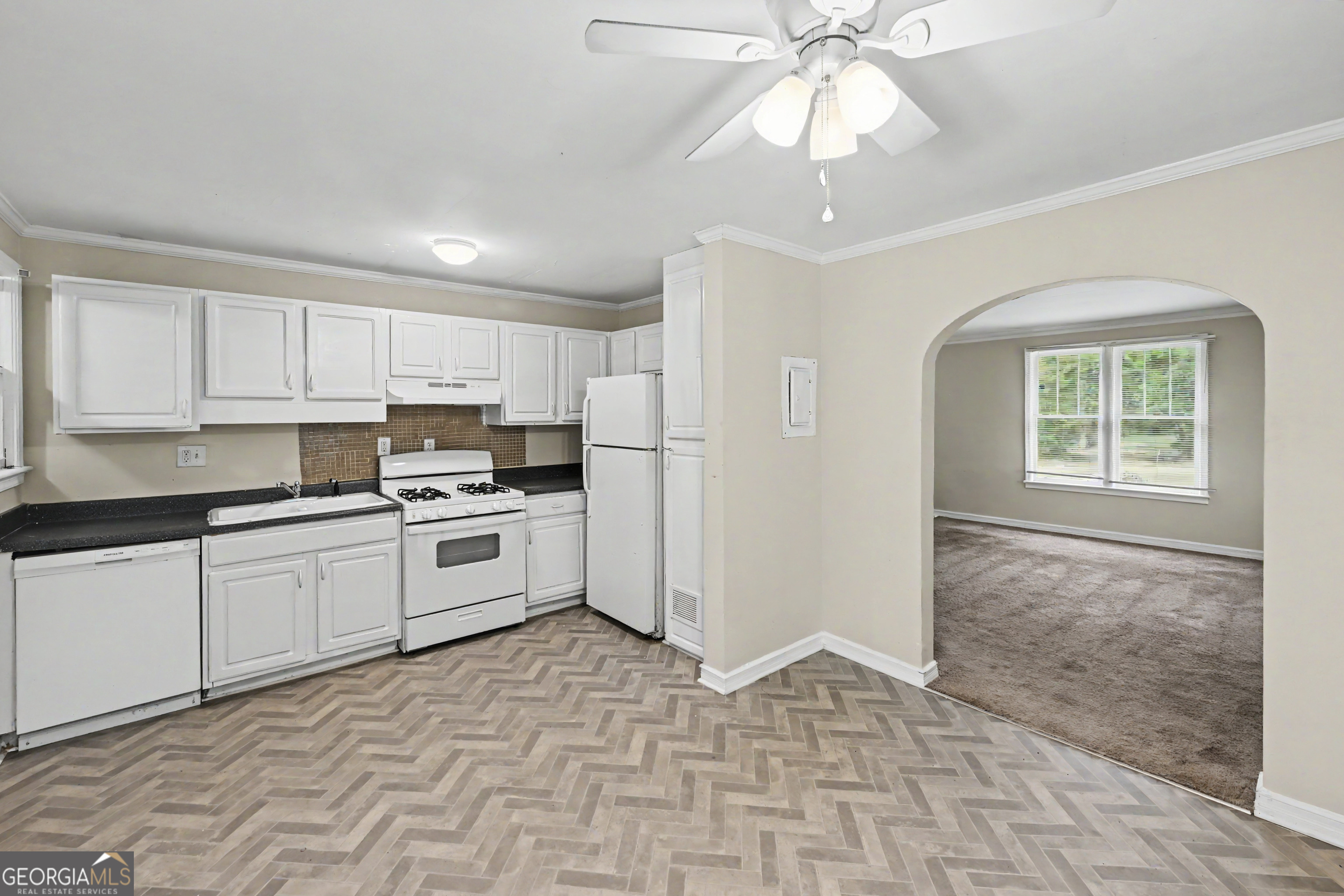 3101 Browns Mill Road Se Property Photo 8