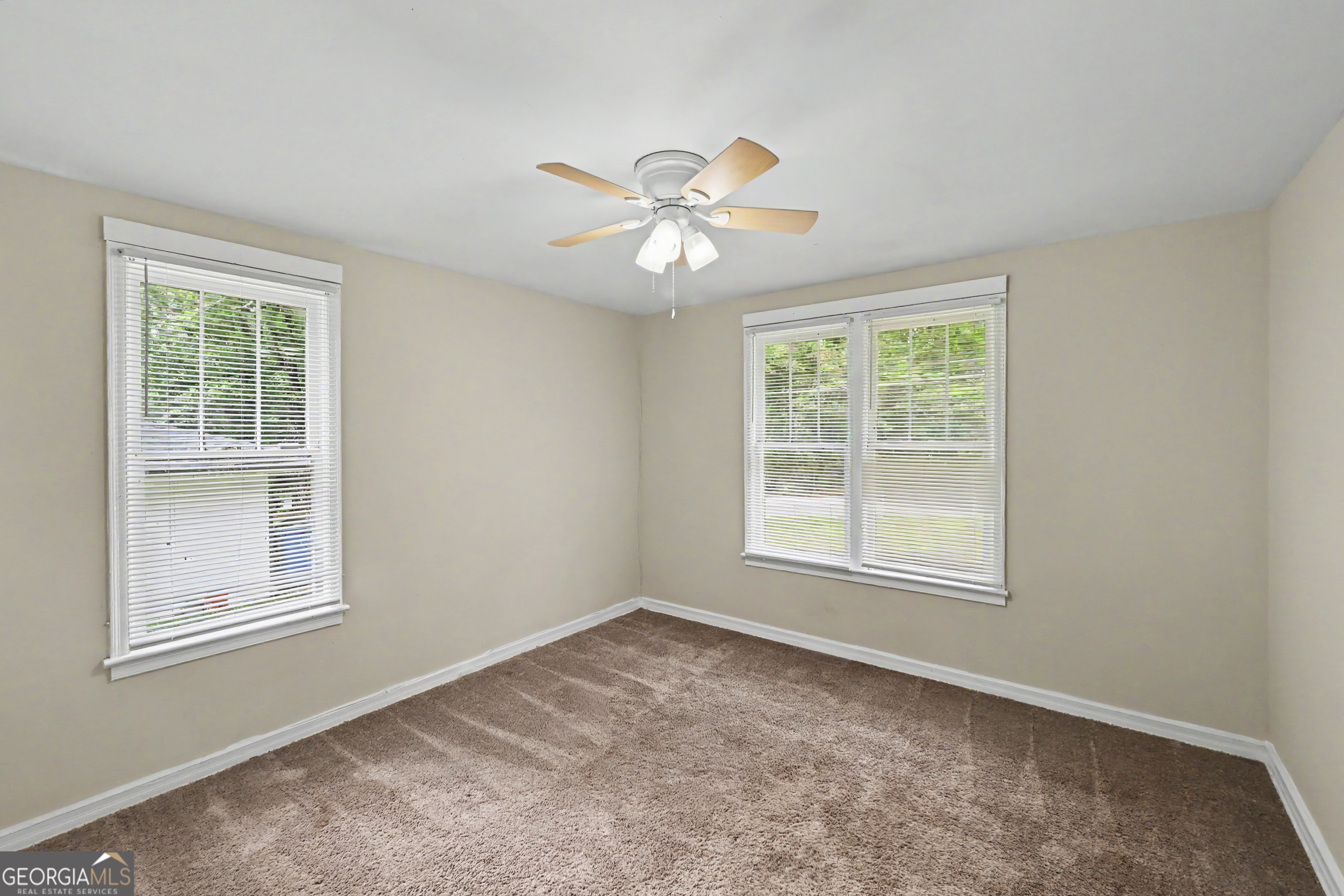 3101 Browns Mill Road Se Property Photo 11