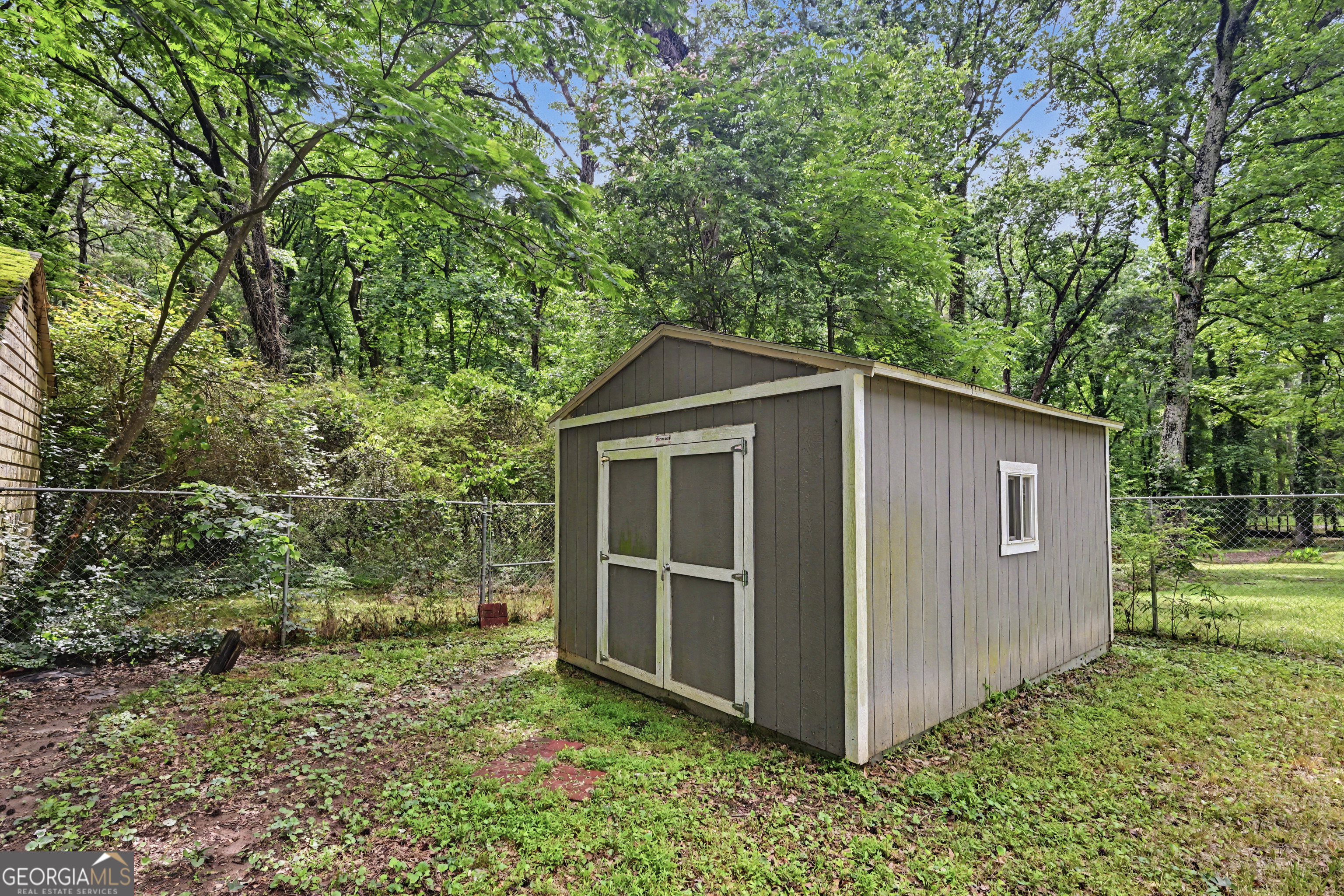 3101 Browns Mill Road Se Property Photo 20