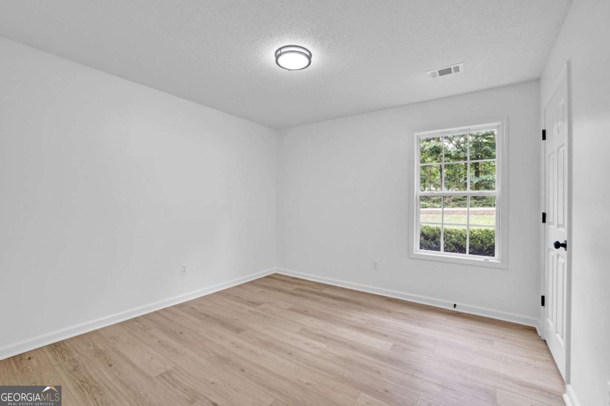 4311 Willow Springs Road Property Photo 26