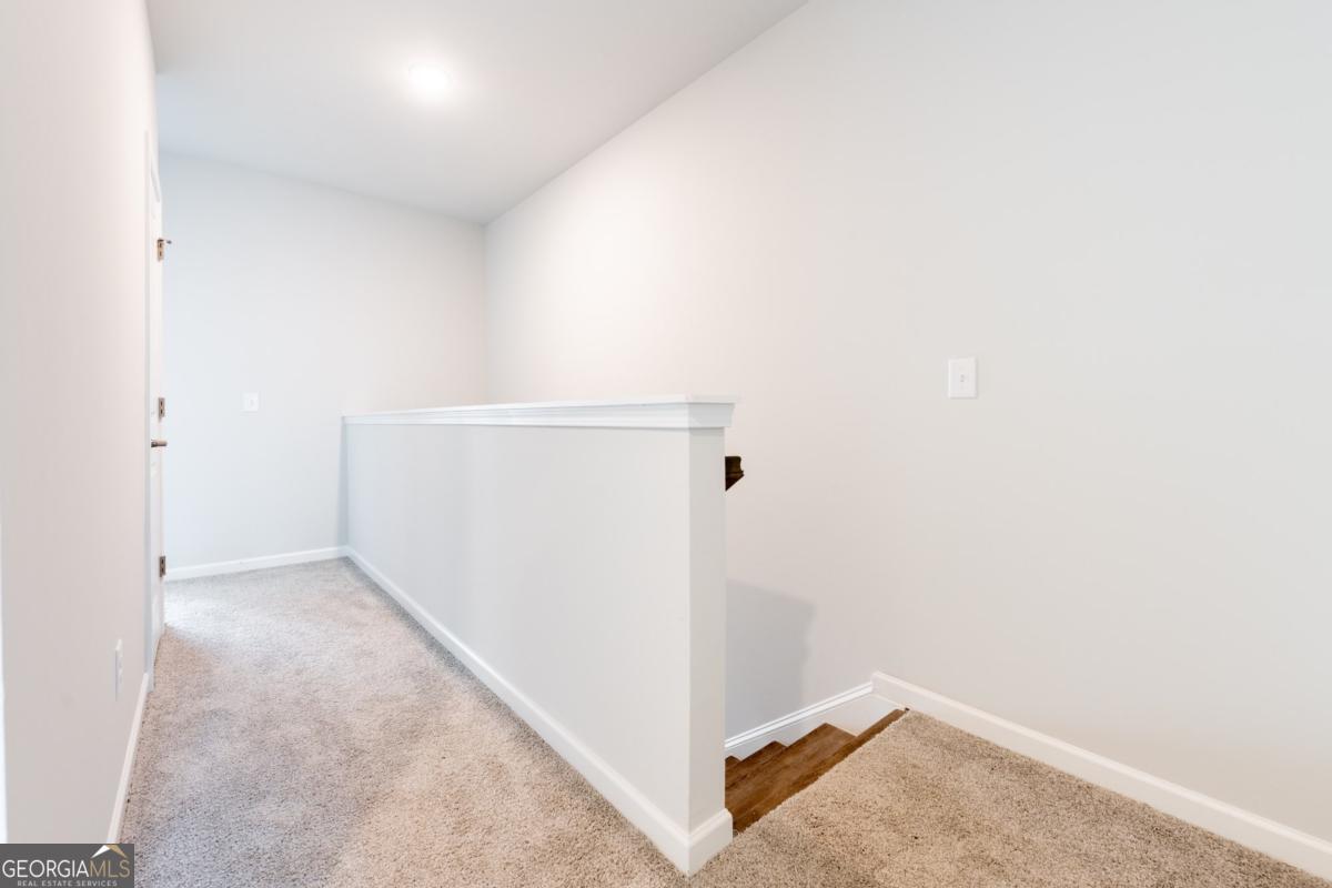 121 Greenview Court Property Photo 19
