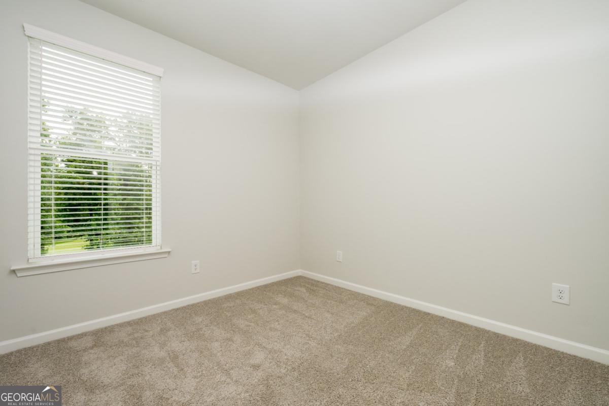 121 Greenview Court Property Photo 27