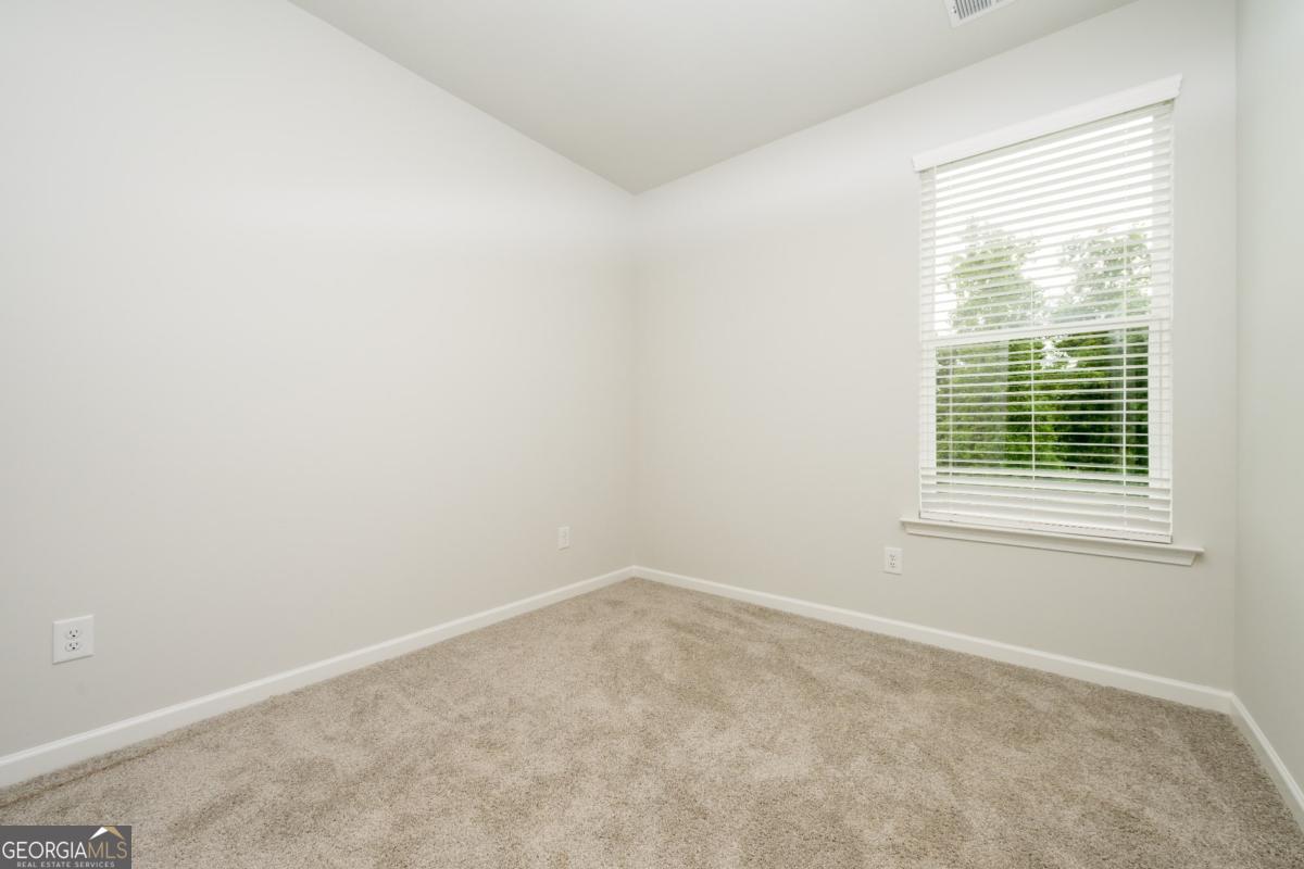 121 Greenview Court Property Photo 31