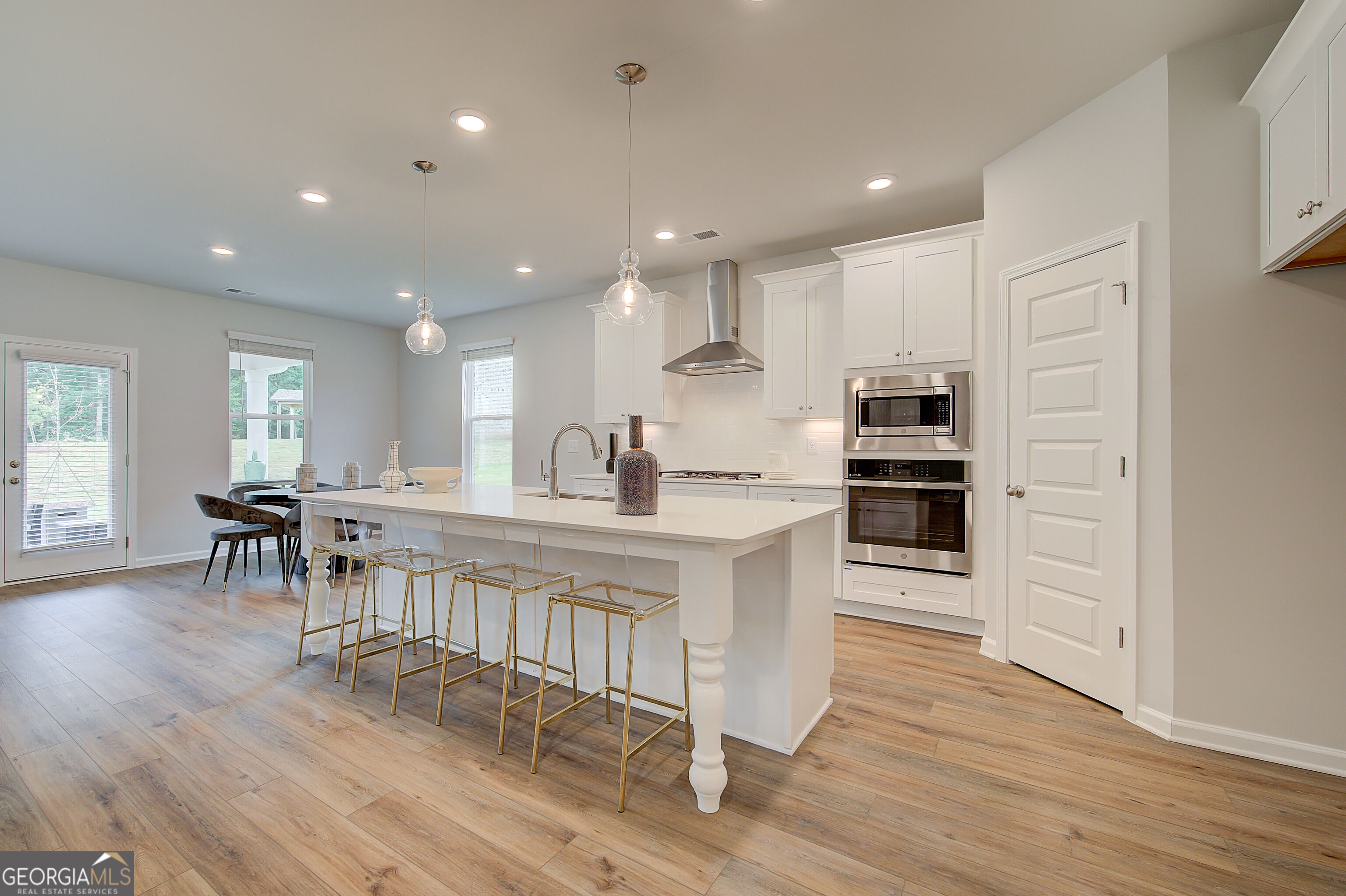 188 Compass Road Property Photo 15