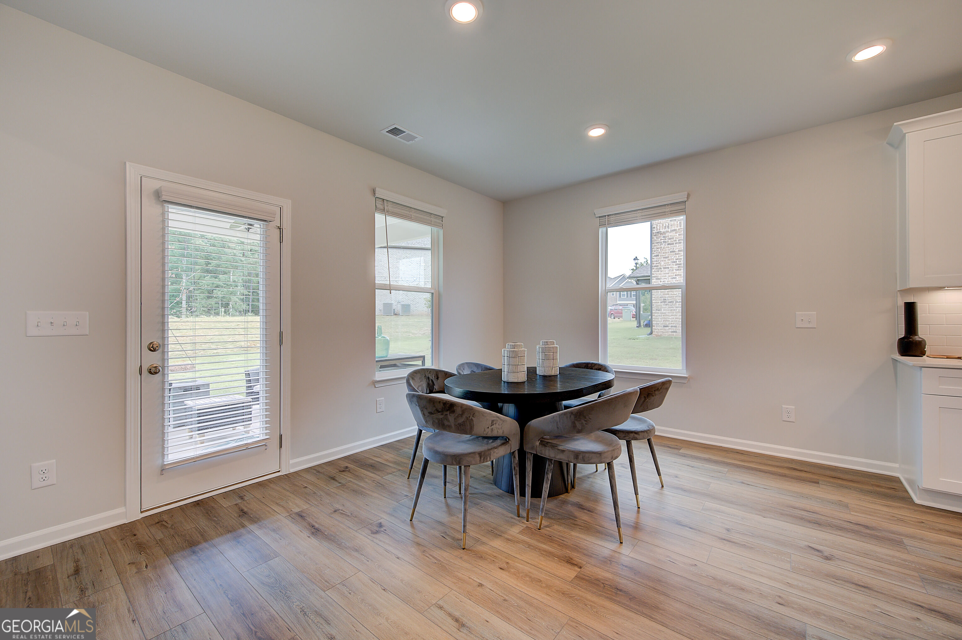 188 Compass Road Property Photo 17
