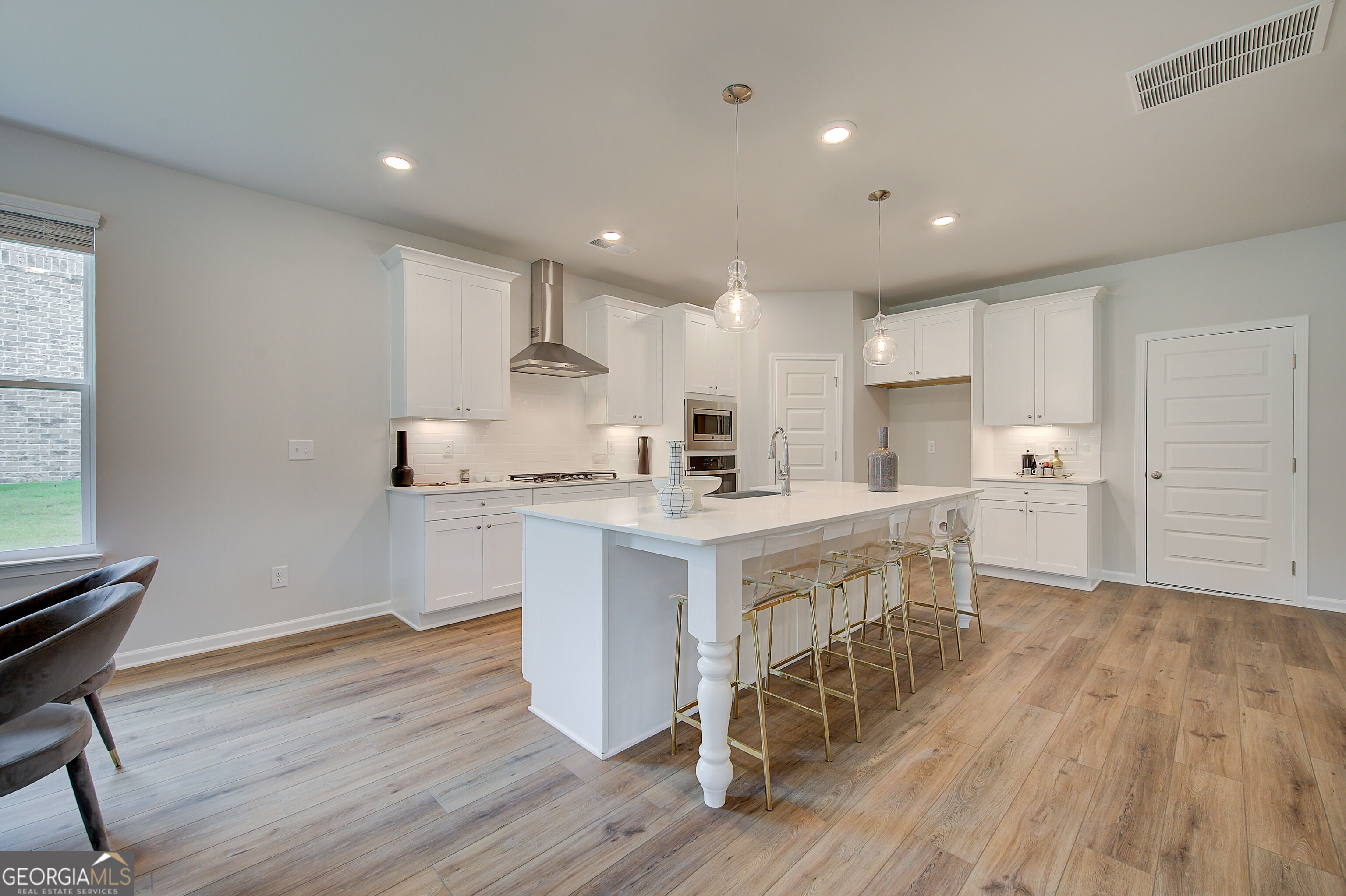 188 Compass Road Property Photo 18