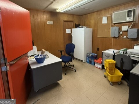 115 Moss Street Property Photo 3