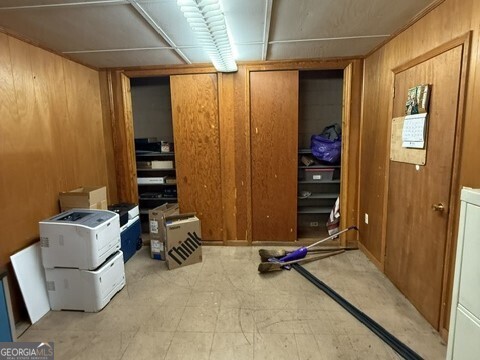 115 Moss Street Property Photo 4