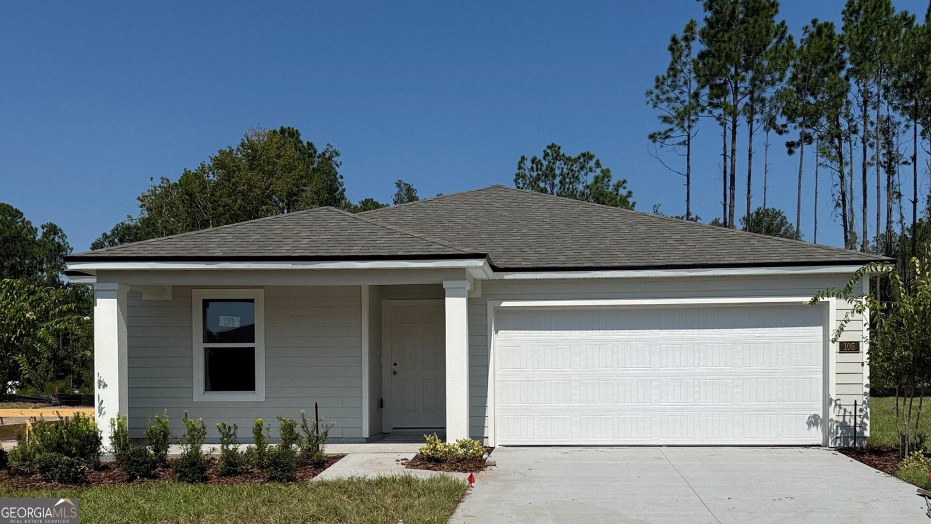 105 Red Oak Court Property Photo 1