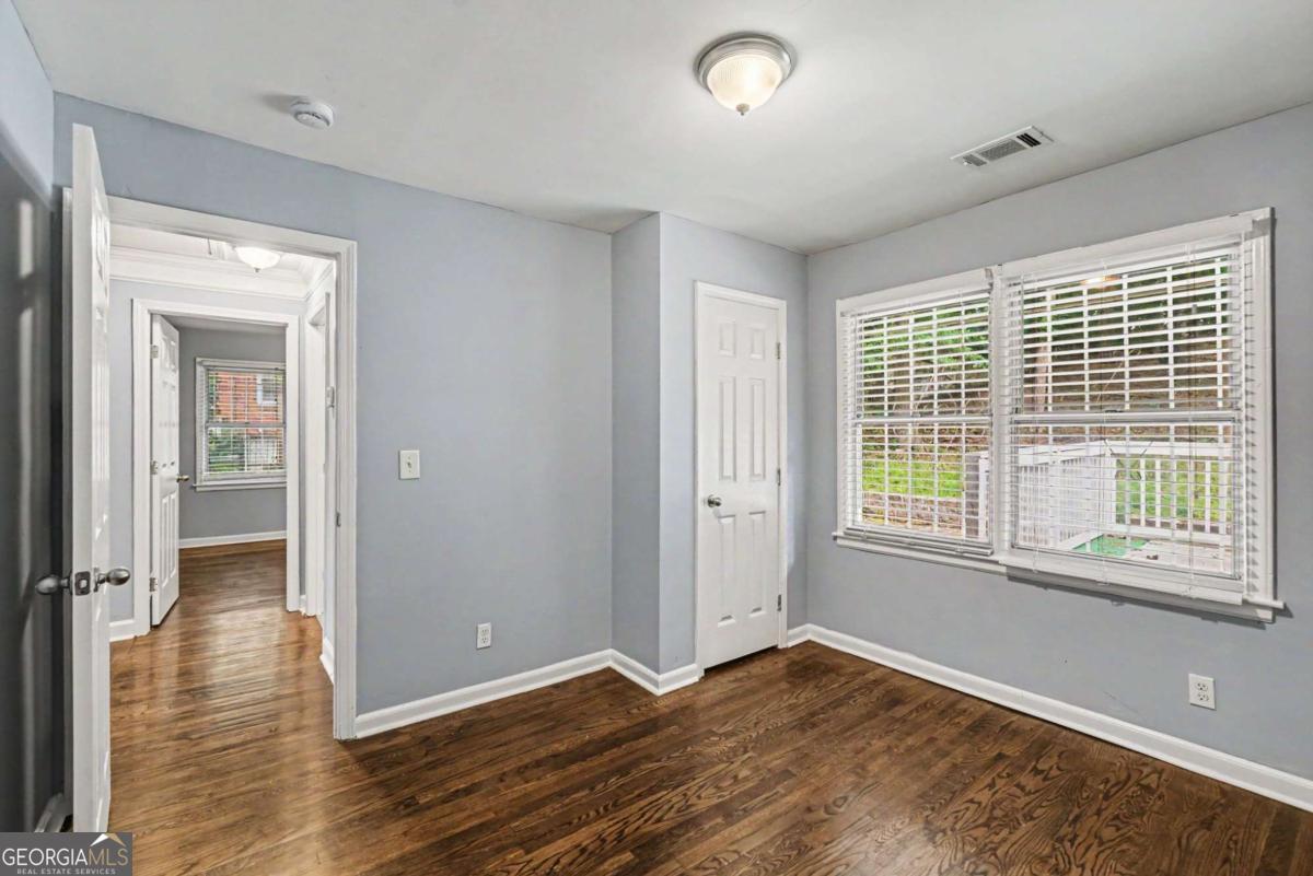 164 Fairburn Road Sw Property Photo 16