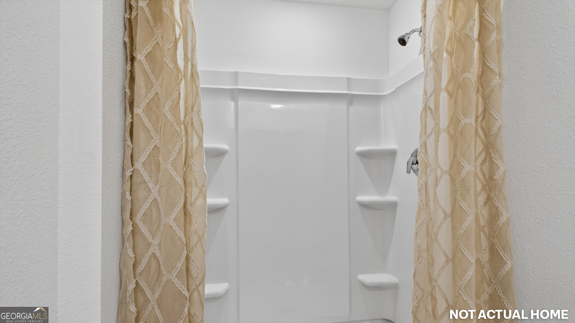 107 Red Oak Court Property Photo 18