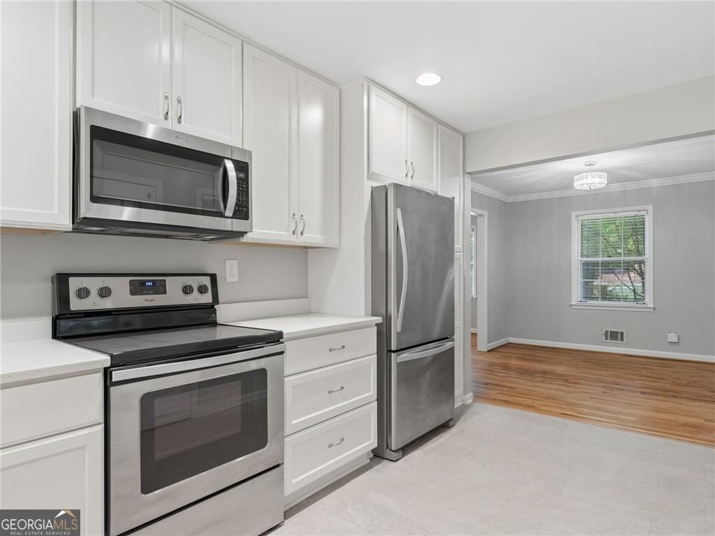 1111 N Valley Drive Property Photo 22