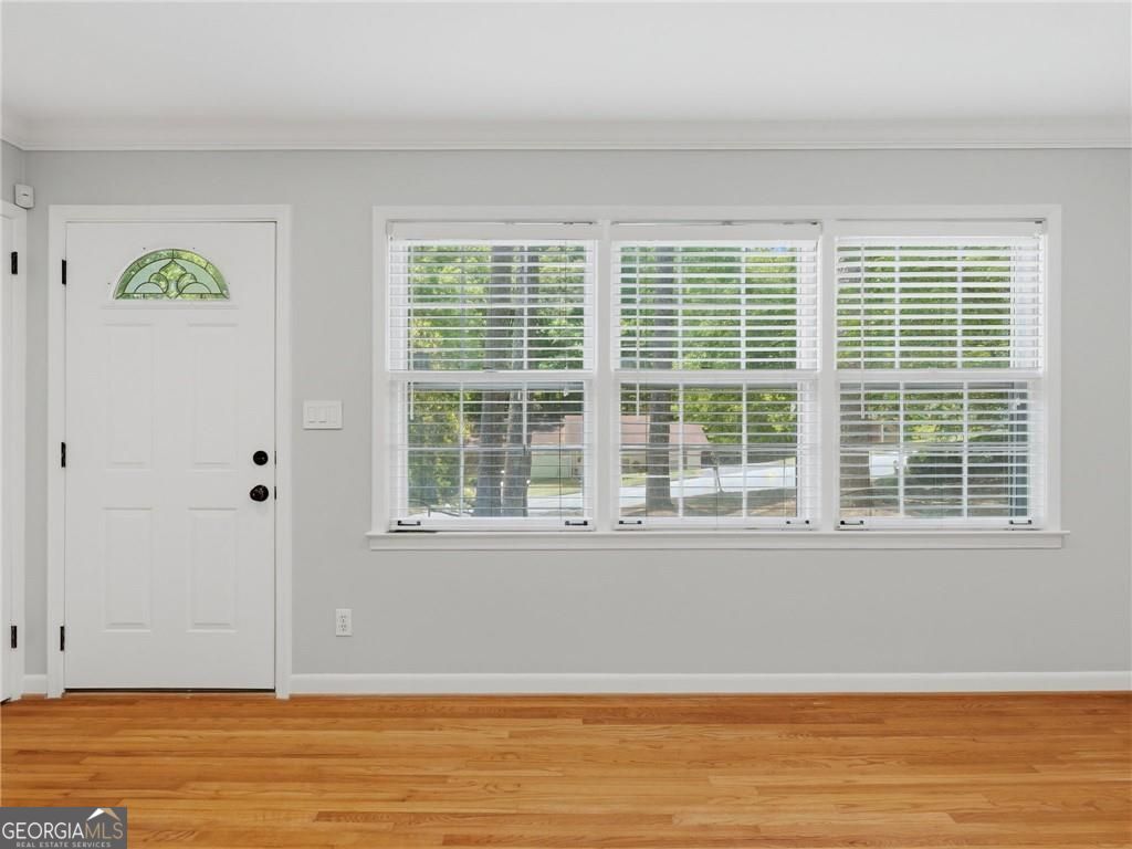 1111 N Valley Drive Property Photo 23