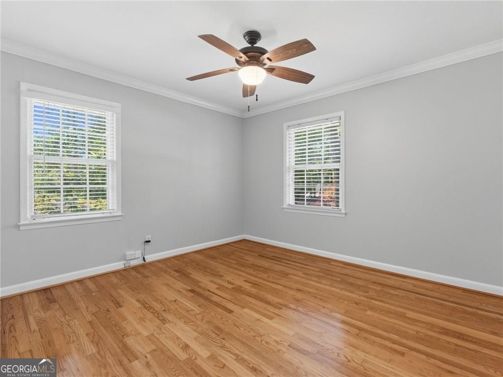 1111 N Valley Drive Property Photo 31