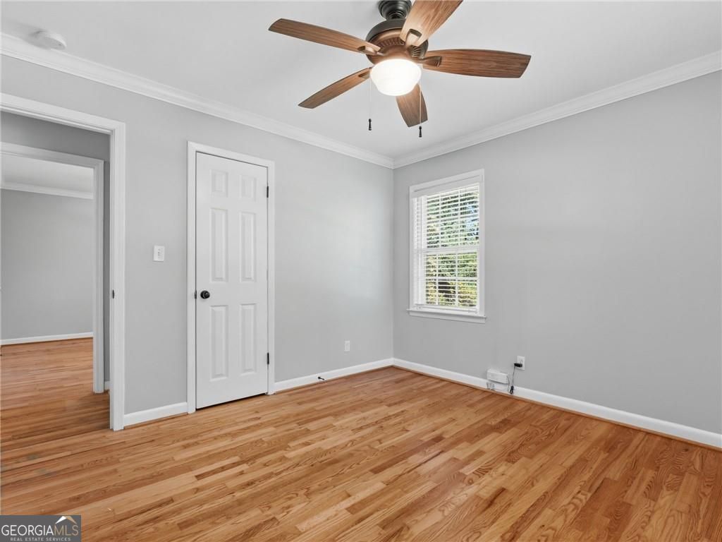 1111 N Valley Drive Property Photo 32