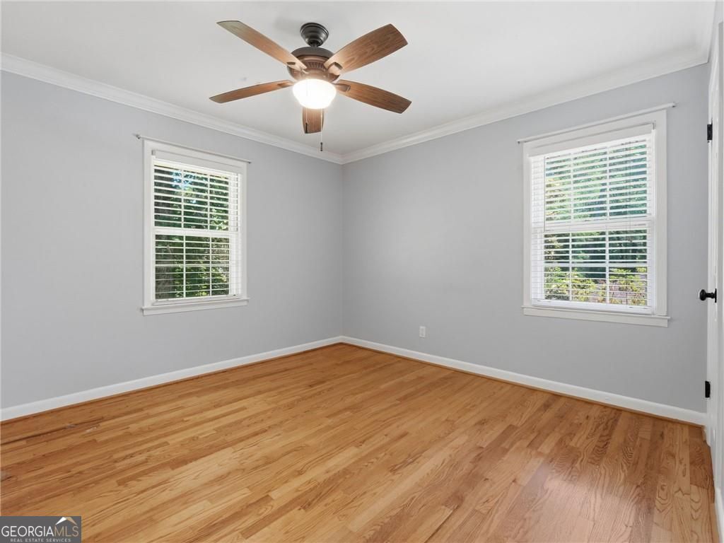 1111 N Valley Drive Property Photo 33