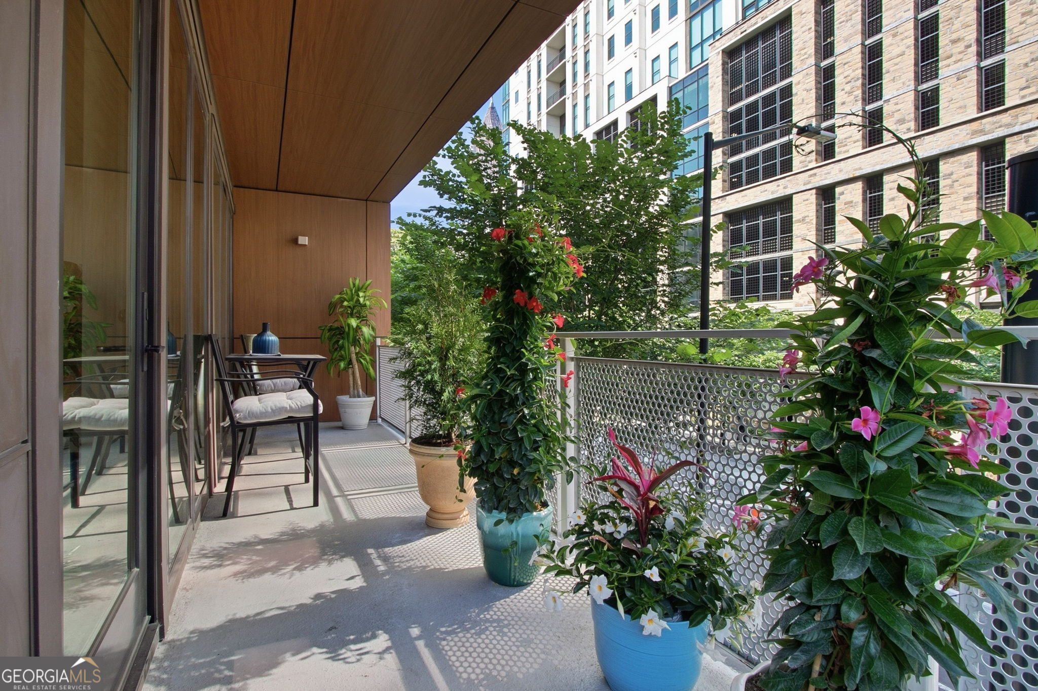 775 Juniper Street Ne # 207 Property Photo 4