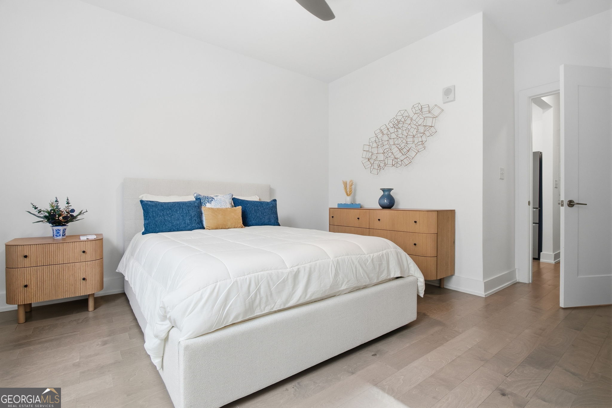 775 Juniper Street Ne # 207 Property Photo 8