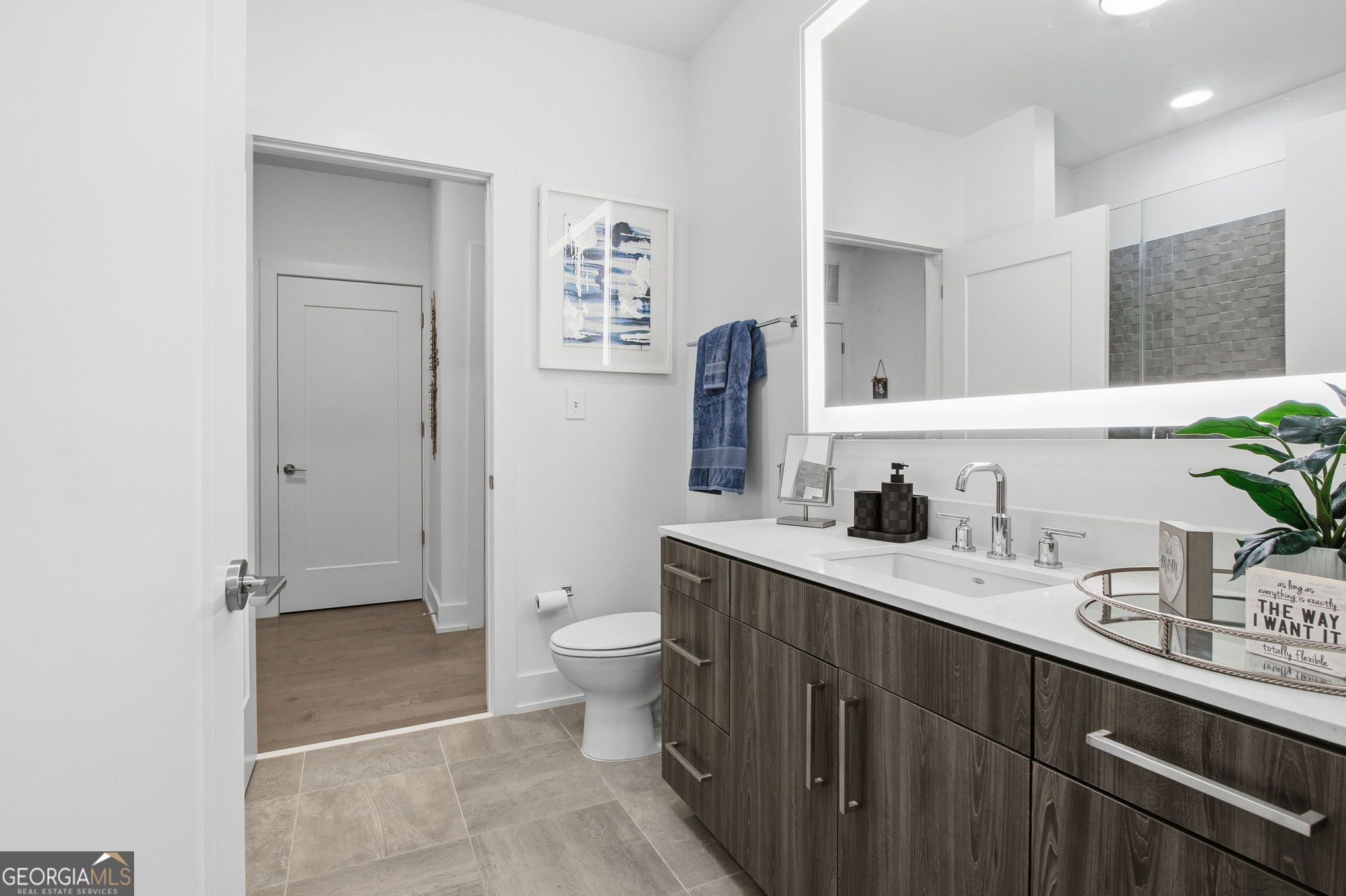 775 Juniper Street Ne # 207 Property Photo 13