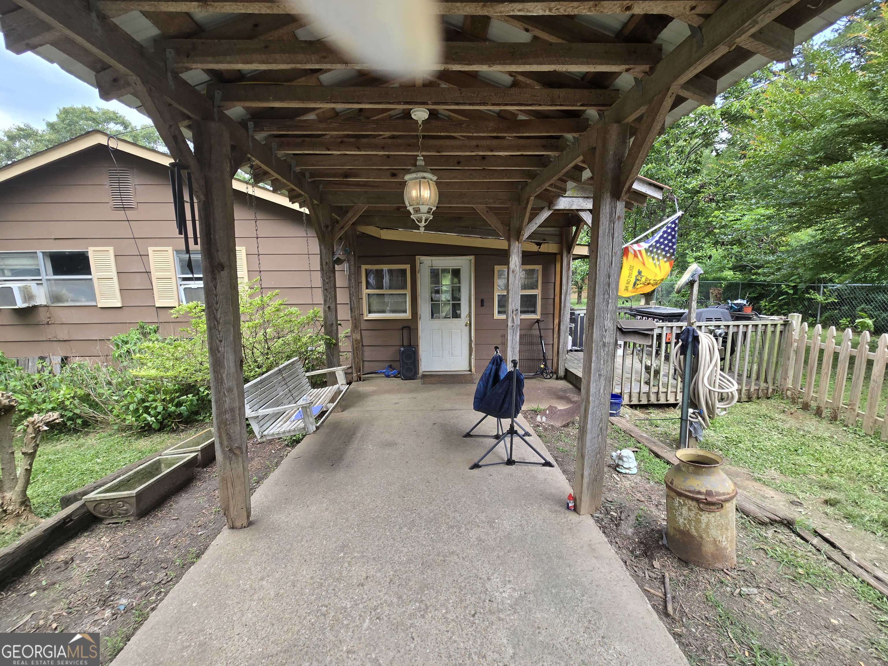 359 Jud Tench Road Property Photo 1