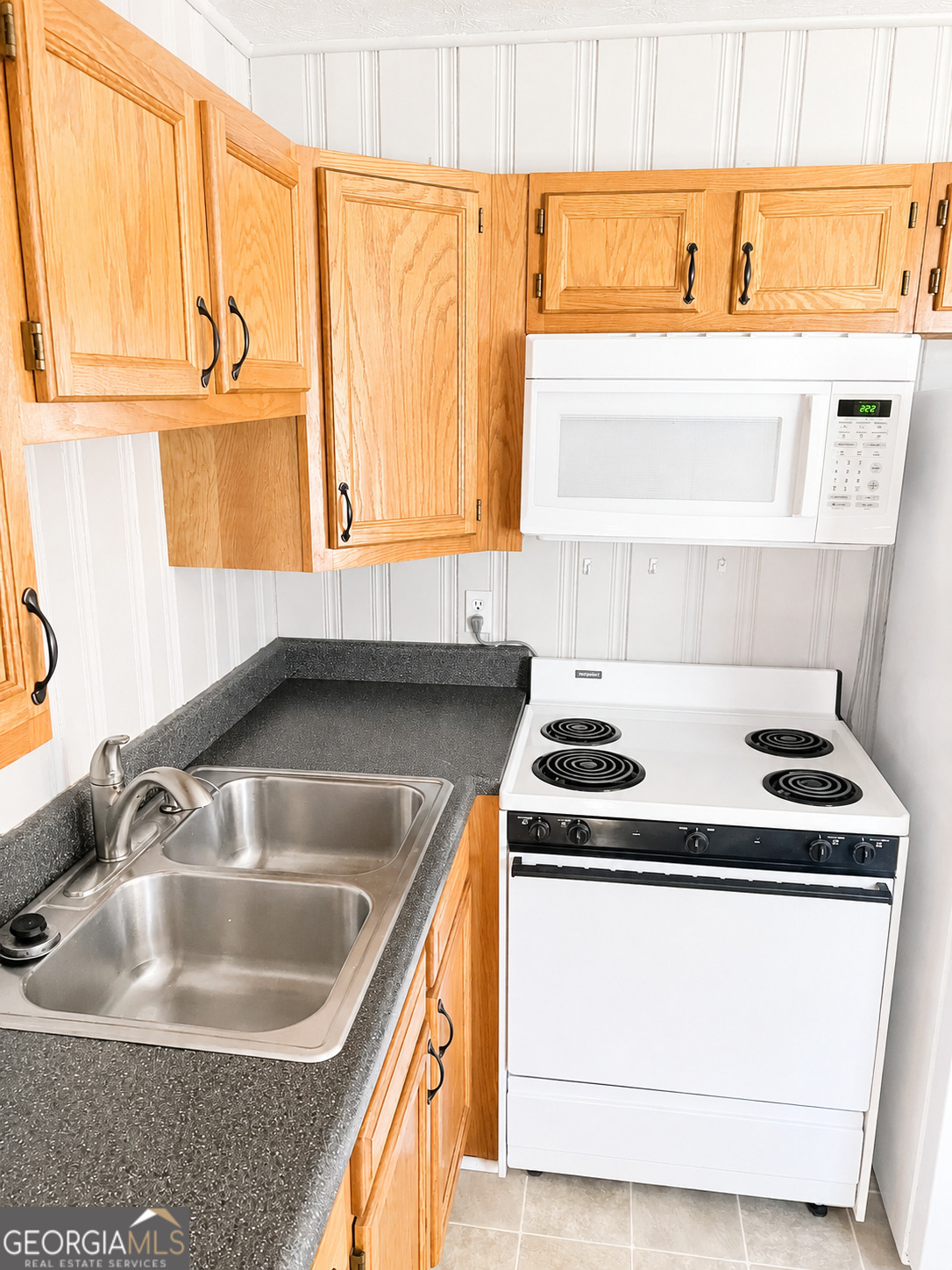 129 Rhudy Street Property Photo 6