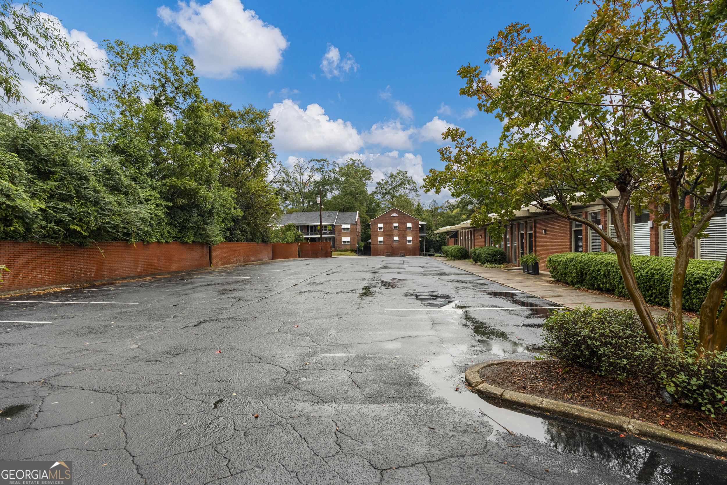 1661 13th Street Property Photo 2
