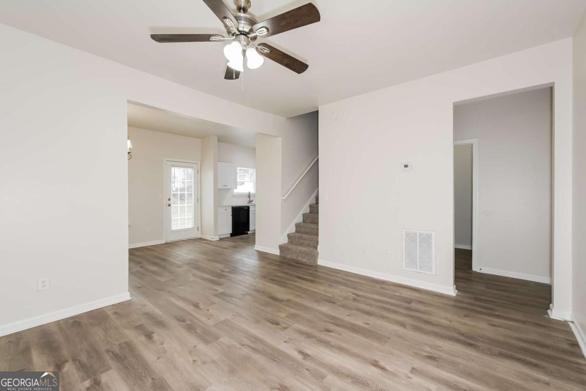 4830 Tangerine Circle Property Photo 3