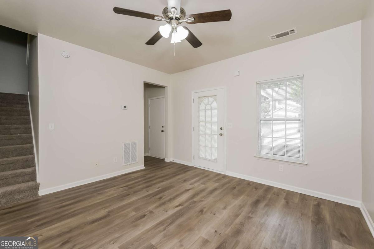 4830 Tangerine Circle Property Photo 6