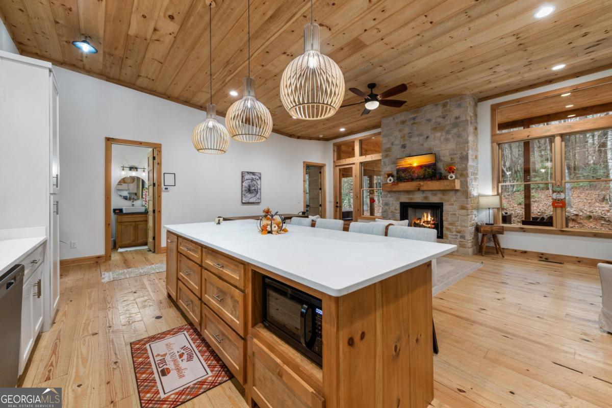 649 Lees Ride Property Photo 10
