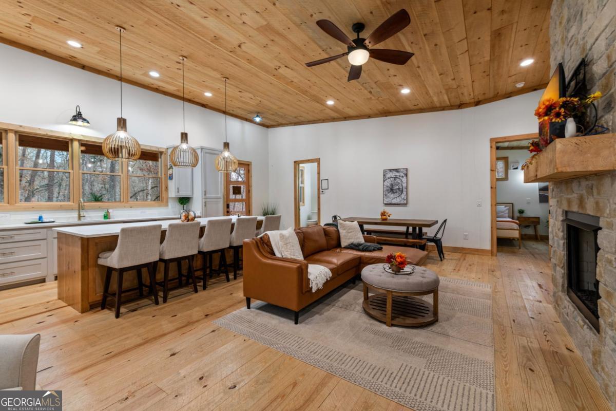 649 Lees Ride Property Photo 16