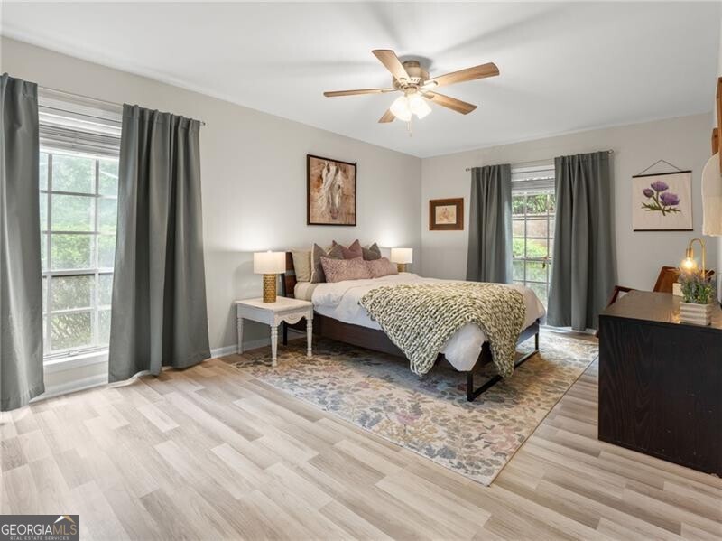 6851 Roswell Road # H26 Property Photo 12