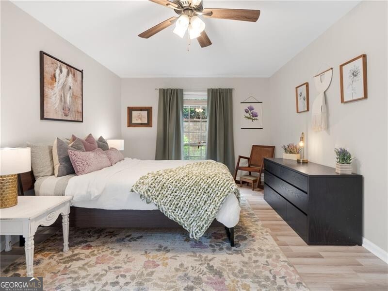 6851 Roswell Road # H26 Property Photo 13