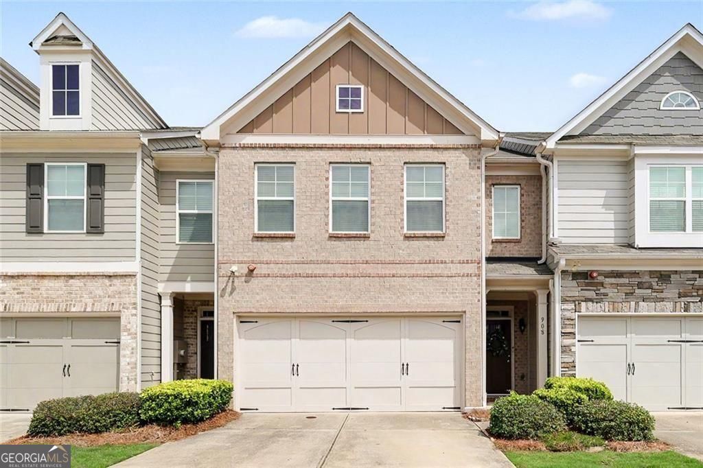 908 Arbor Crowne Drive