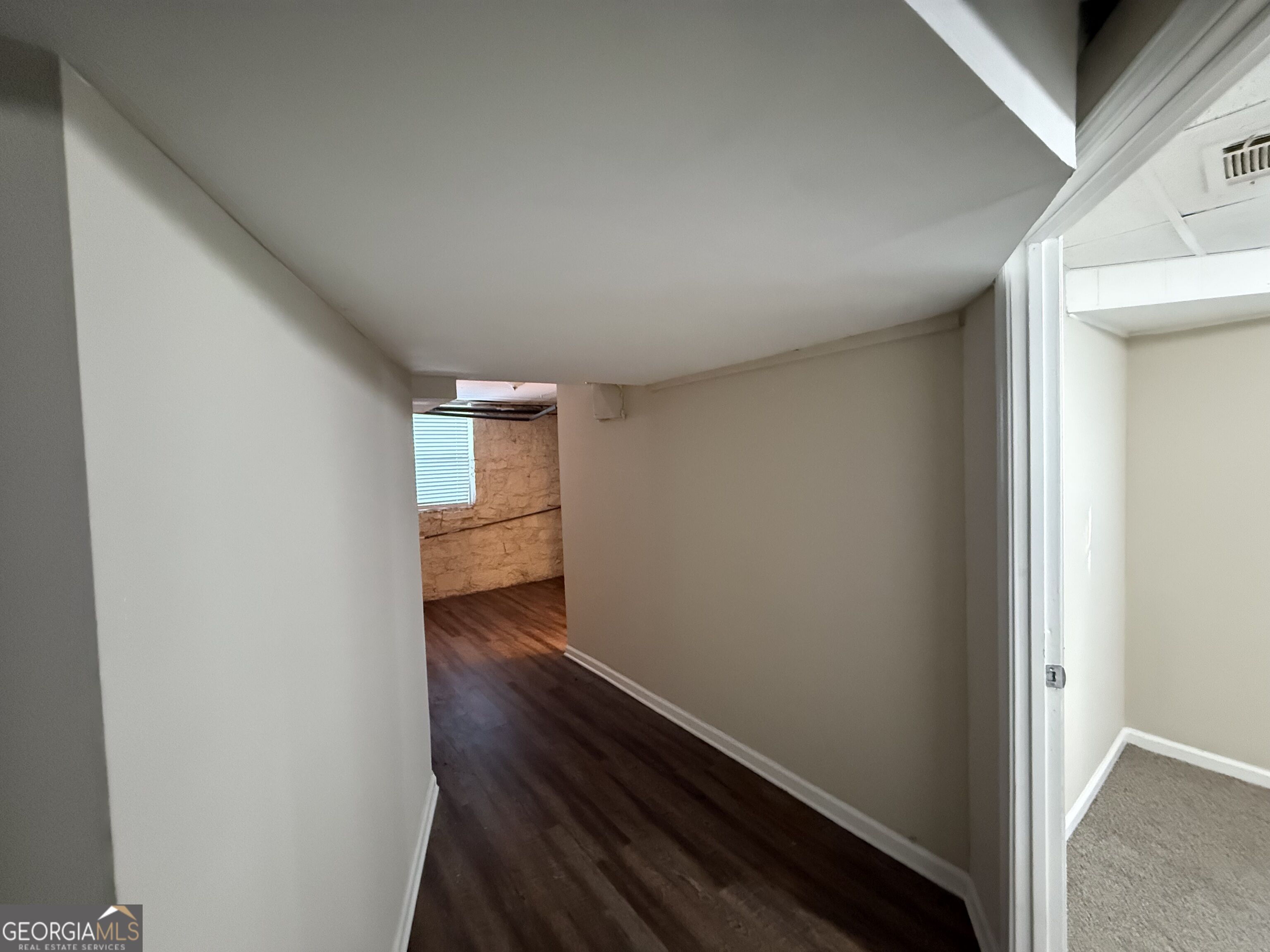 2431 Ivydale Drive Sw Property Photo 9