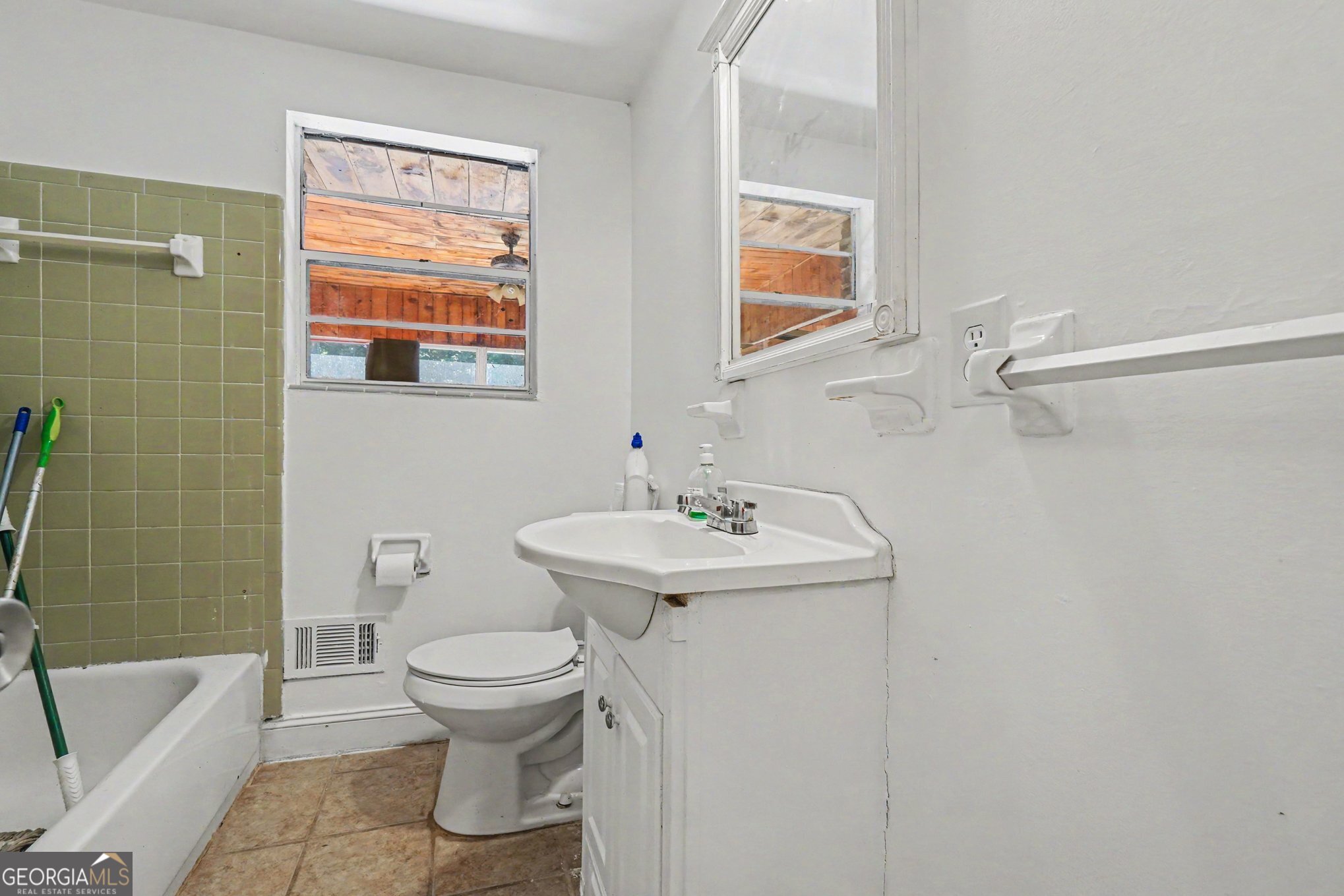 3429 Rocky Creek Drive Property Photo 15