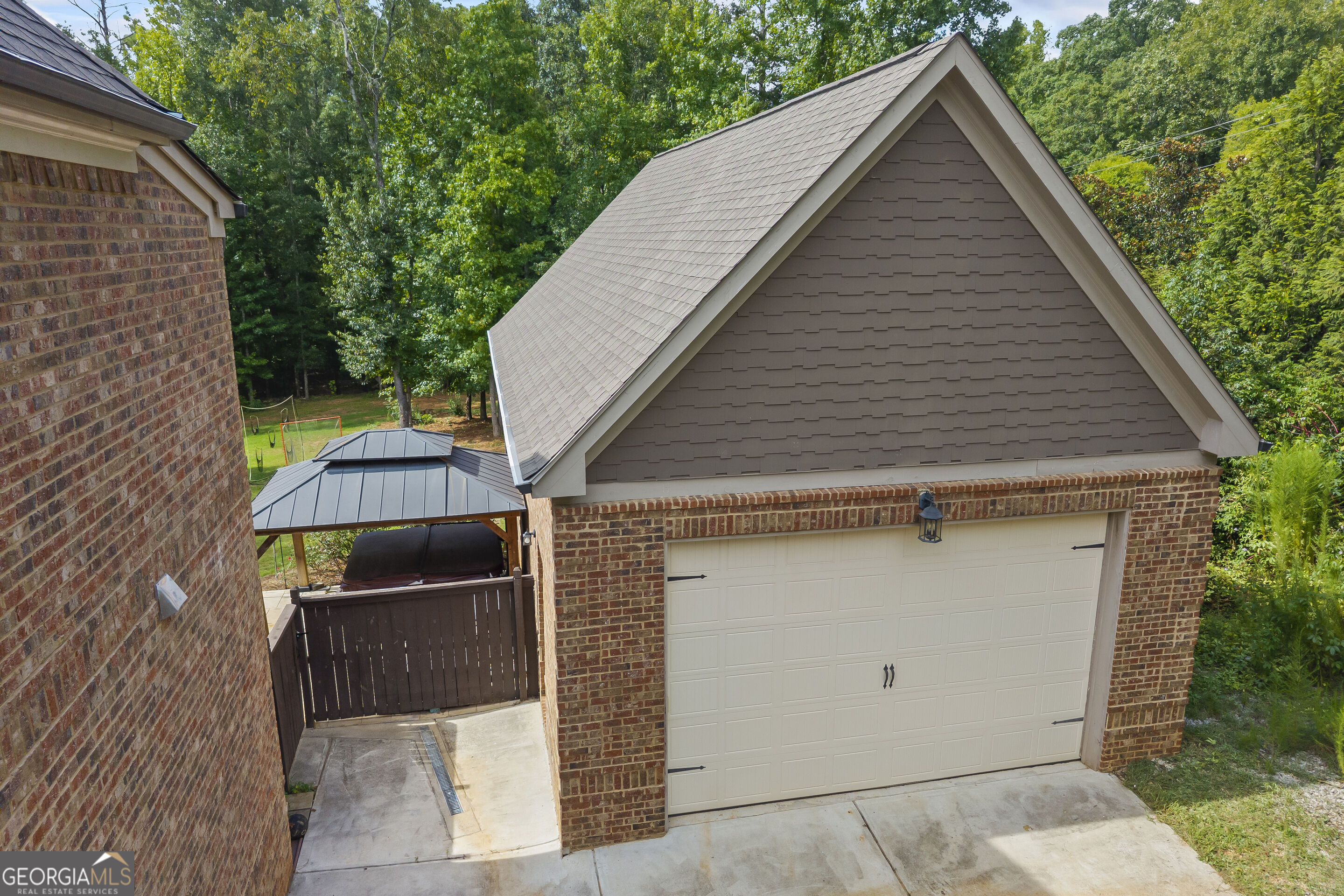 1010 Pembrook Drive Property Photo 68