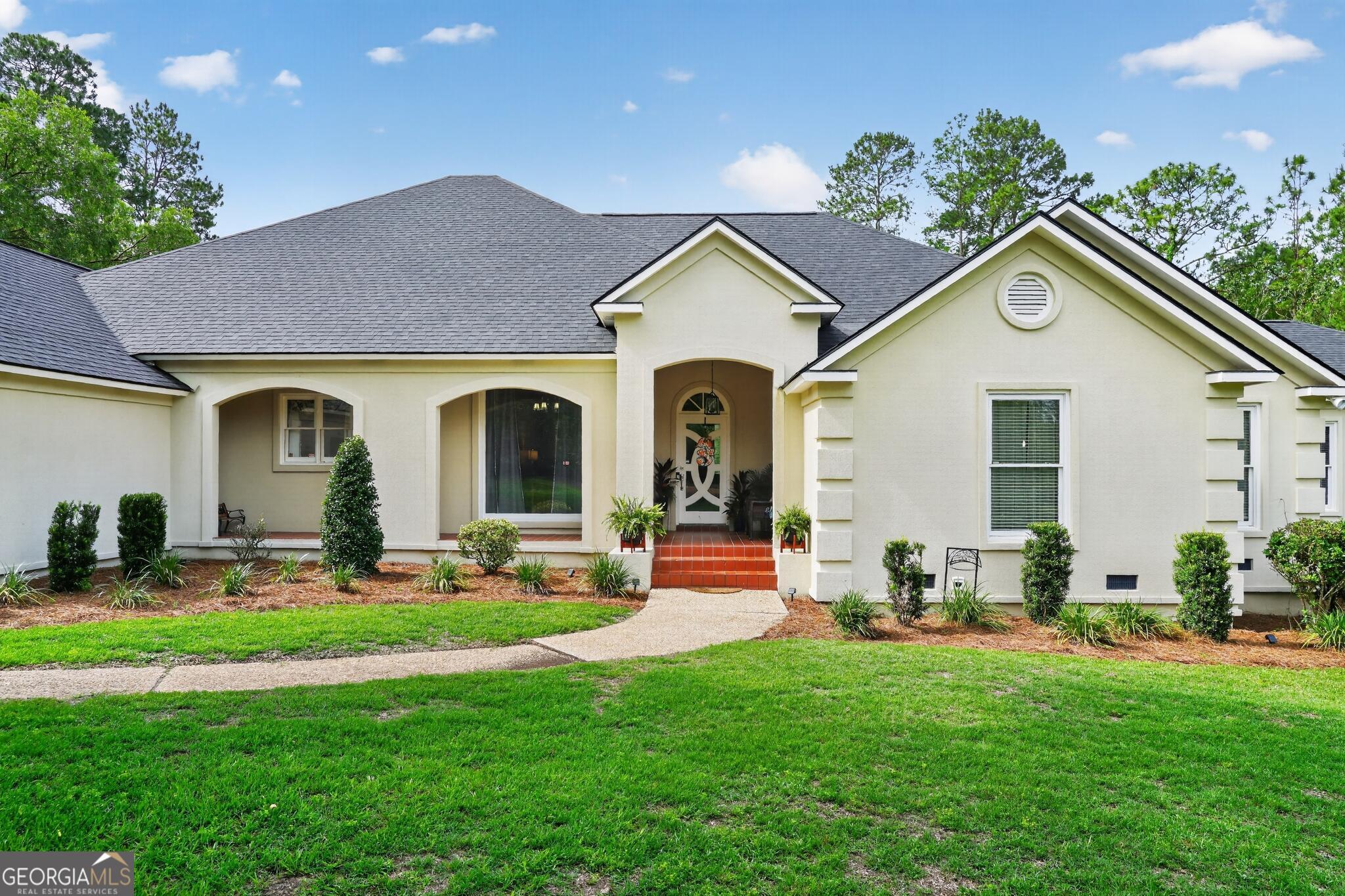 7 Lakeview Cove Property Photo 1