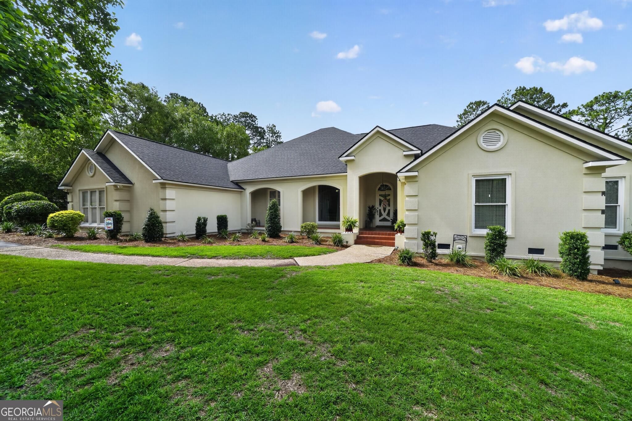 7 Lakeview Cove Property Photo 2