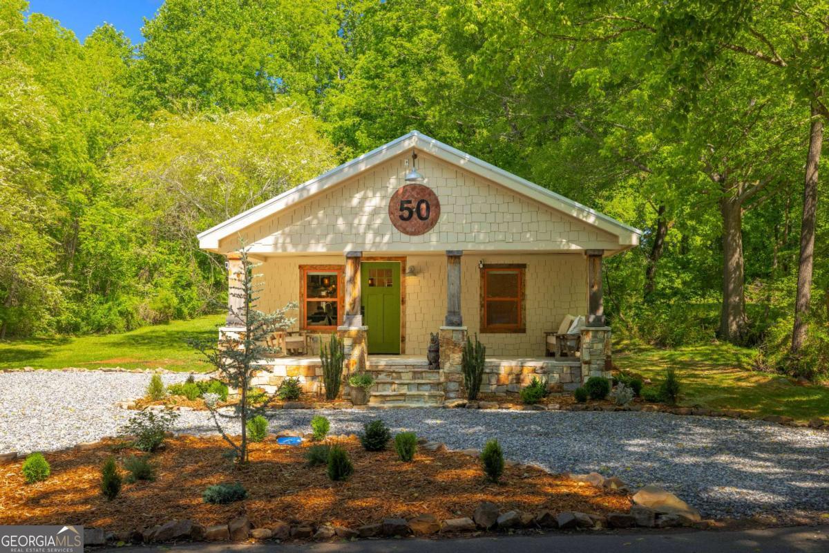 50 River Street Property Photo 1