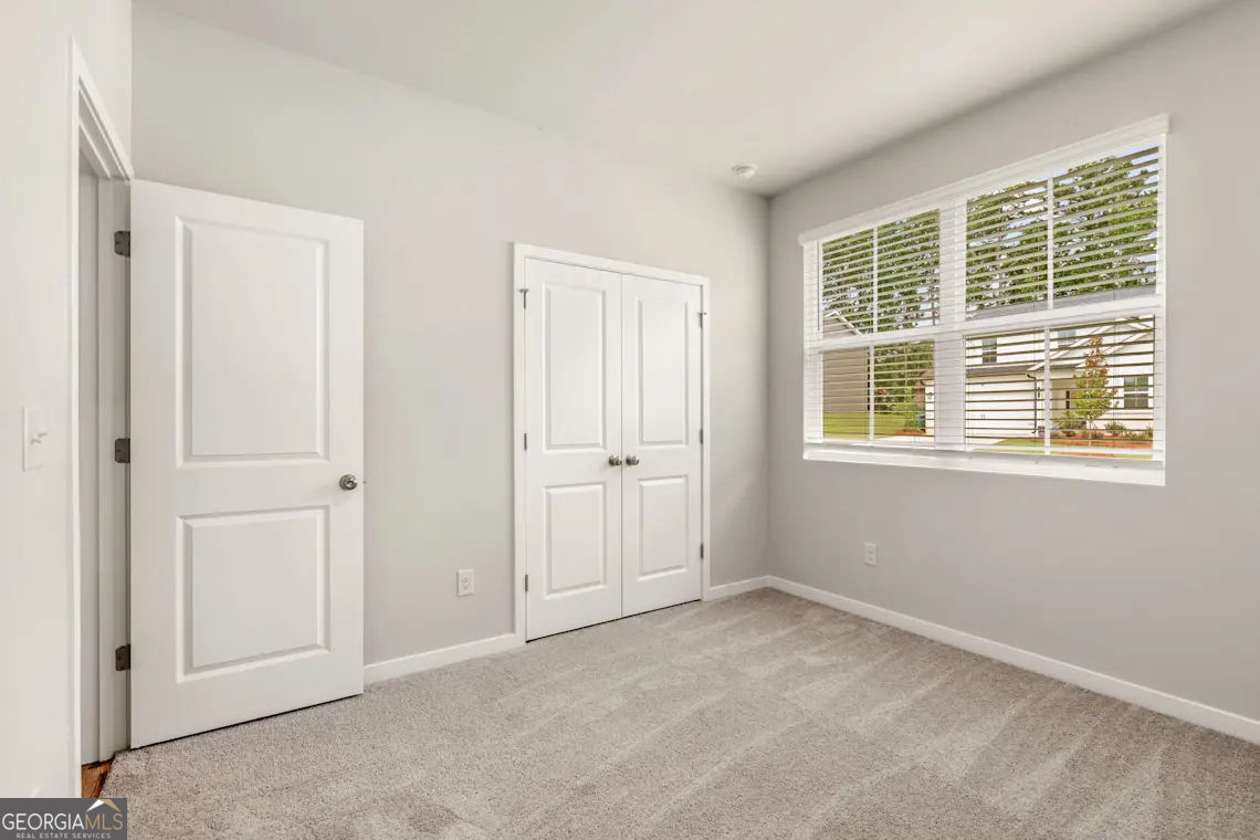 4129 Thronbud Road Property Photo 14