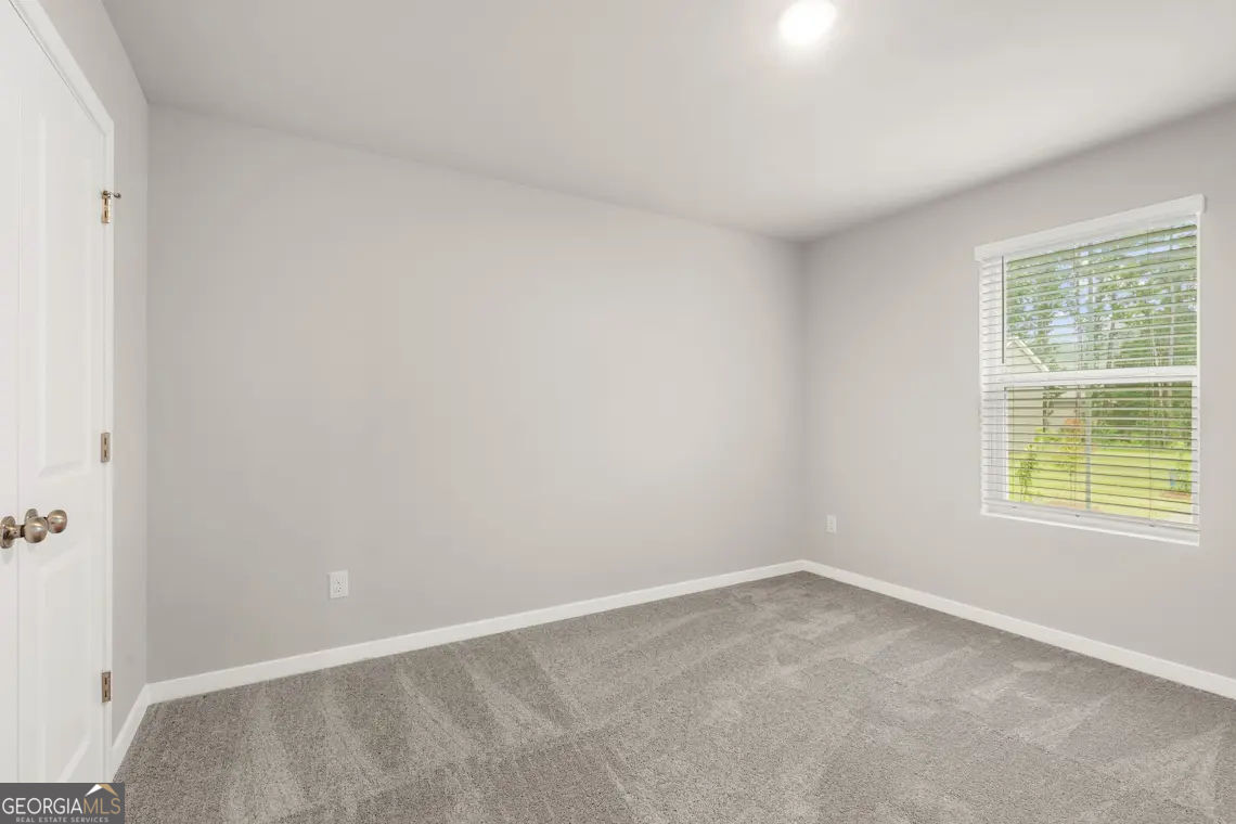 4129 Thronbud Road Property Photo 20