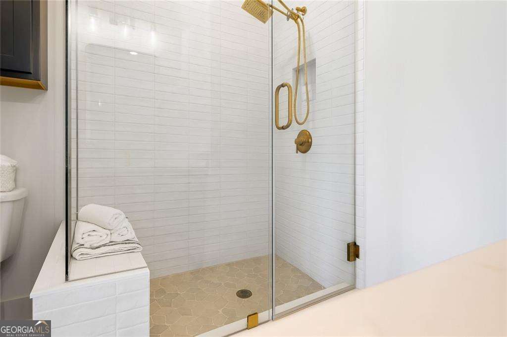 988 Viney Way Nw Property Photo 10