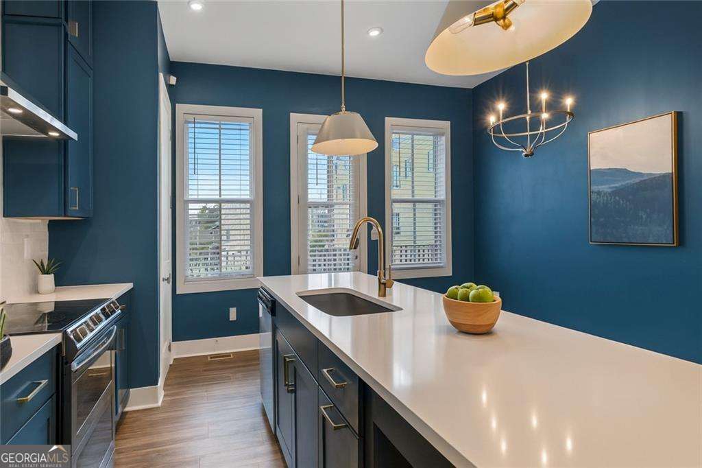 988 Viney Way Nw Property Photo 15