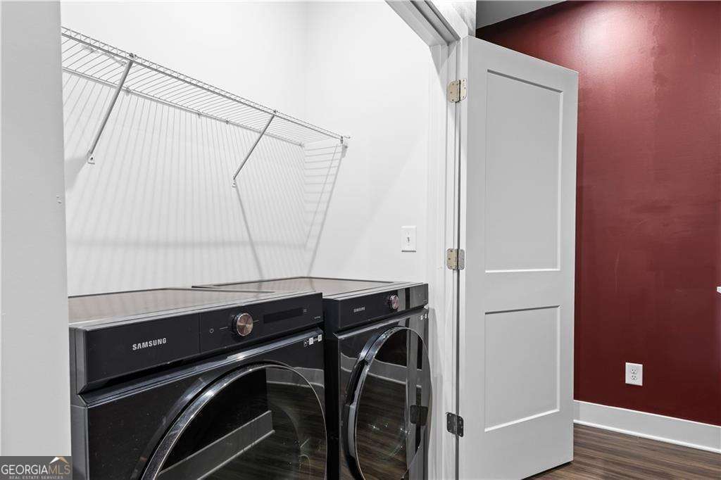 988 Viney Way Nw Property Photo 18