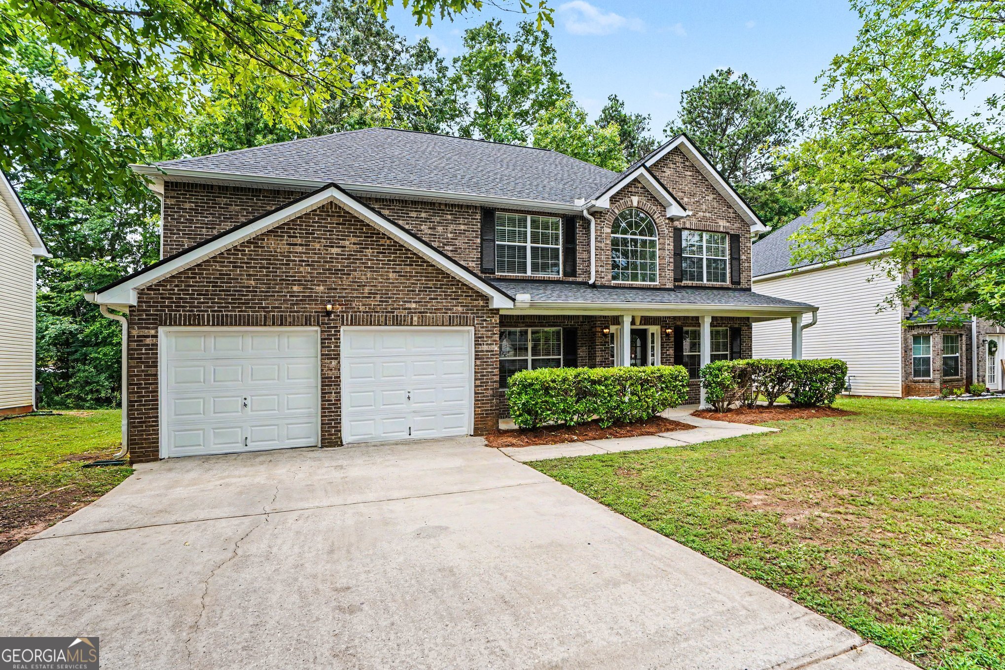 129 Kentwood Springs Drive Property Photo 3