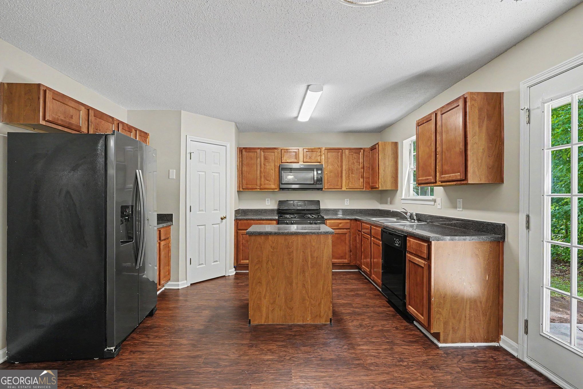 129 Kentwood Springs Drive Property Photo 14